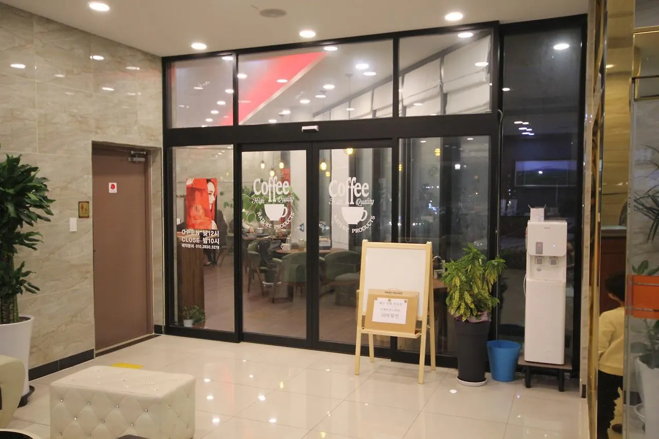 Jeju Haeden House Hotel