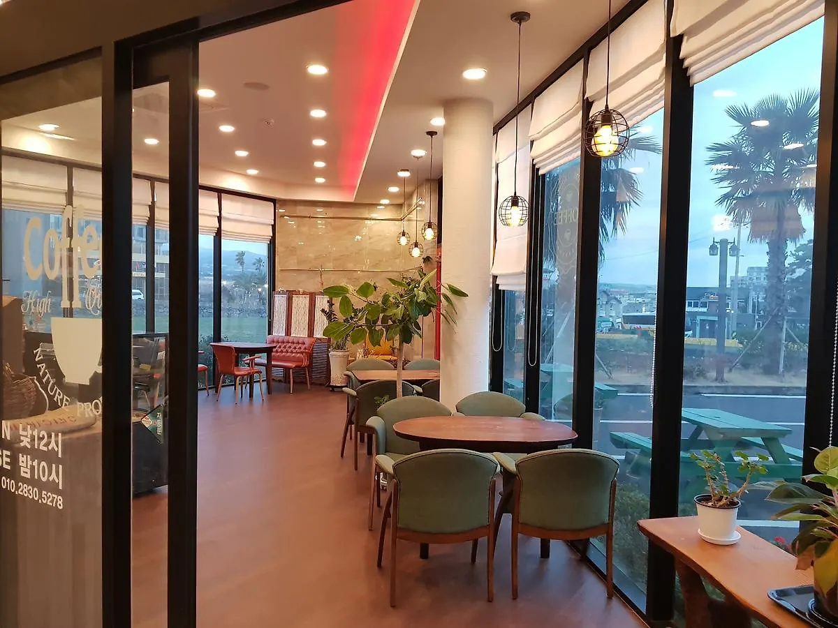 Jeju Haeden House Hotel 2*,  South Korea